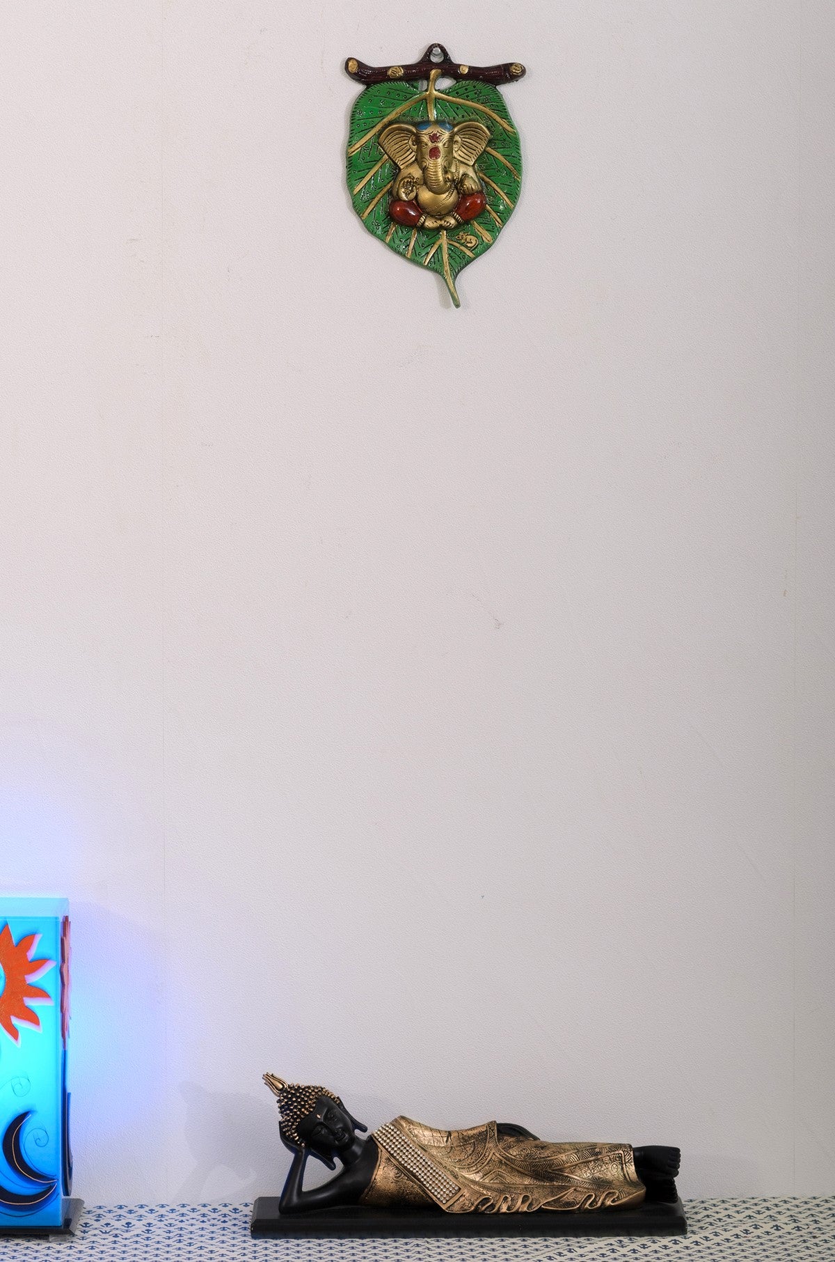 Lord Ganesha on Green Leaf Wall Hanging – Havenly Homes